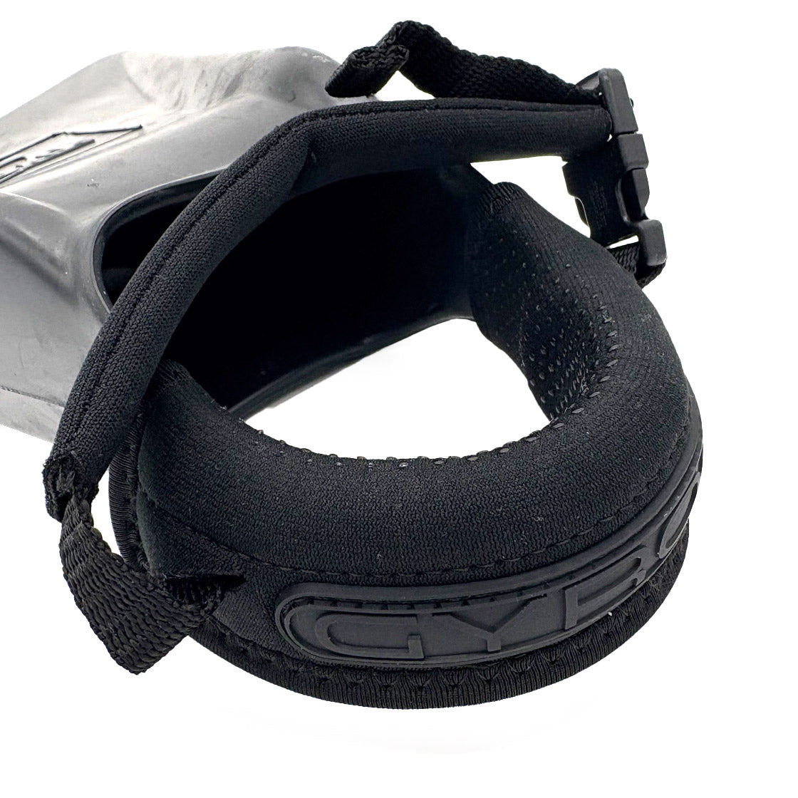 GYROLL - Fin Shackle - Black