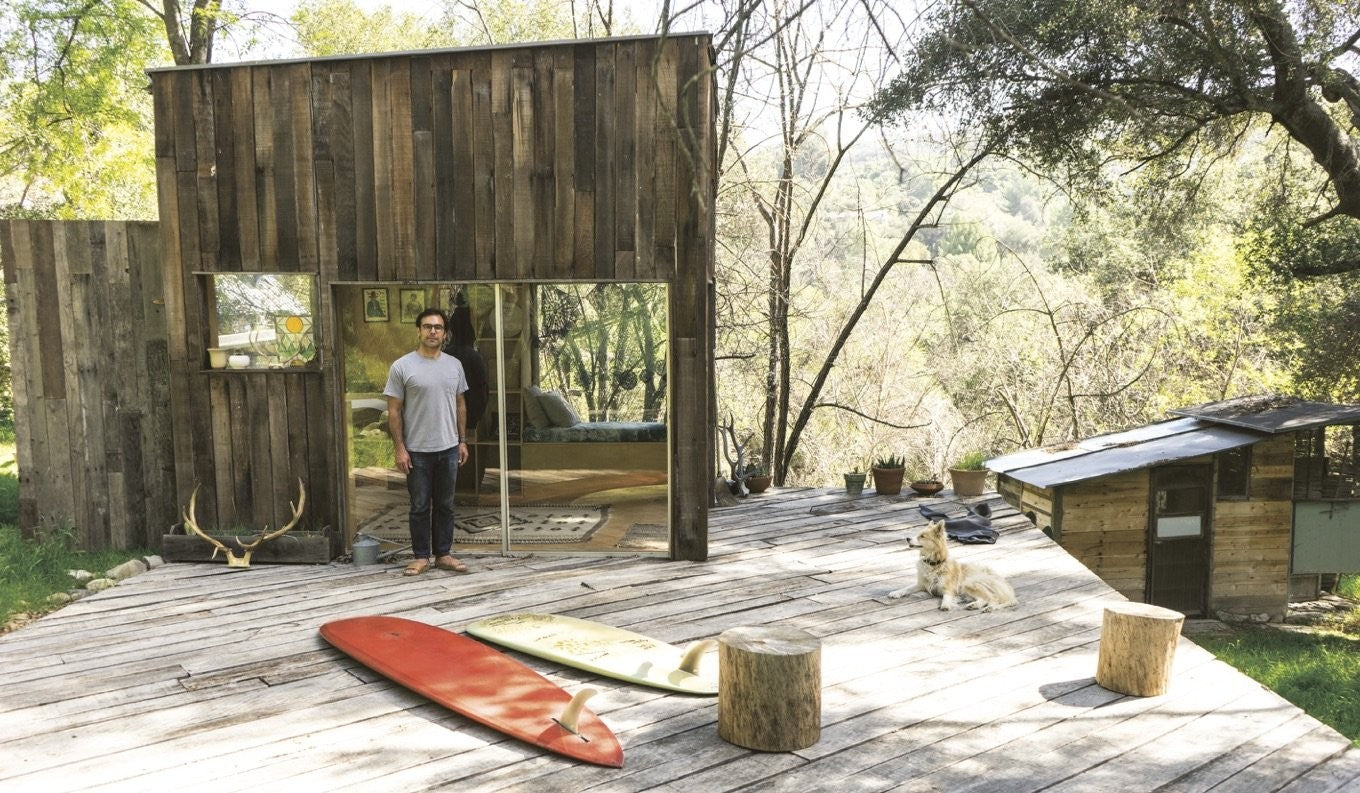 Surf Shacks Vol.1 , Creative surfer's homes