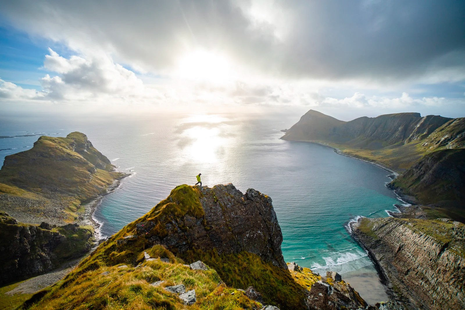 Gestalten - The Oceans - The maritime Photography of Chris Burkard